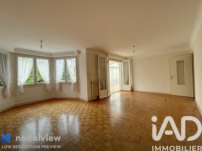 Maison - 101 m² - 5 pièces