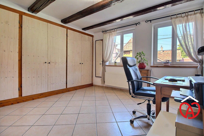 Maison - 181 m² - 8 pièces