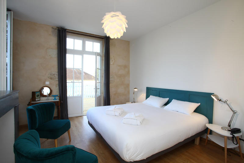 Maison de village - 523 m² - 10 pièces