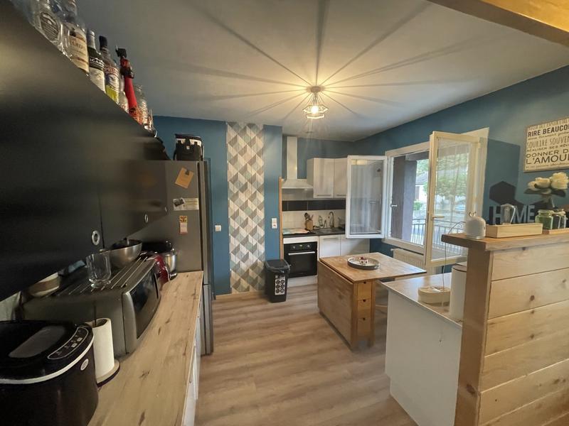 Maison traditionnelle - 108 m² - 6 pièces