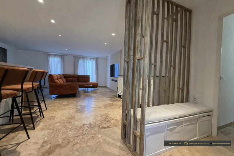 Maison - 92 m² - 4 pièces