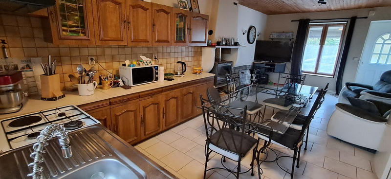 Maison - 91 m² - 6 pièces