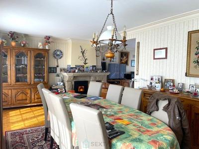 Maison - 141 m² - 7 pièces