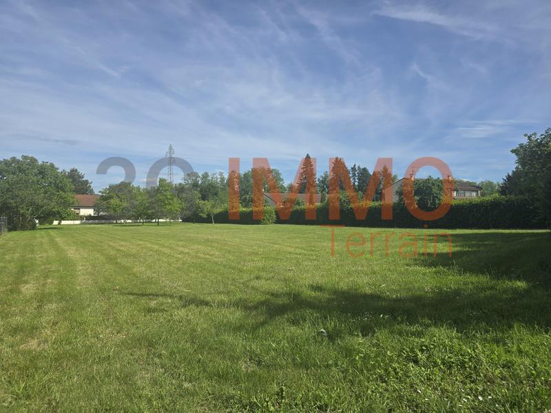 Terrain constructible - 1 278 m²