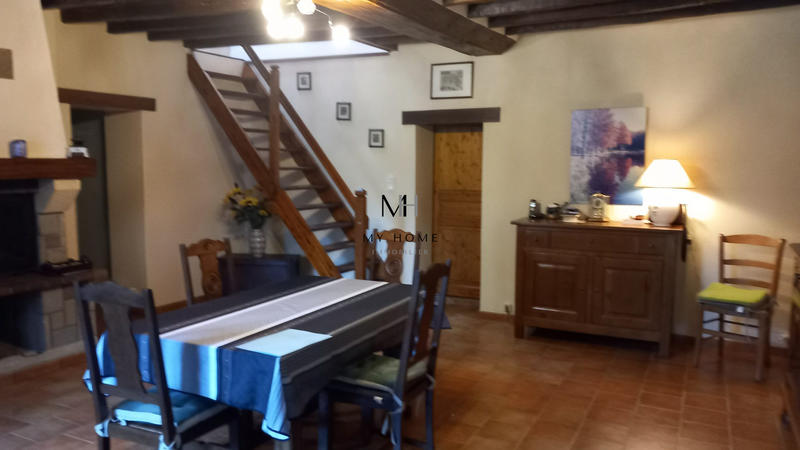 Maison ancienne - 248 m² - 8 pièces