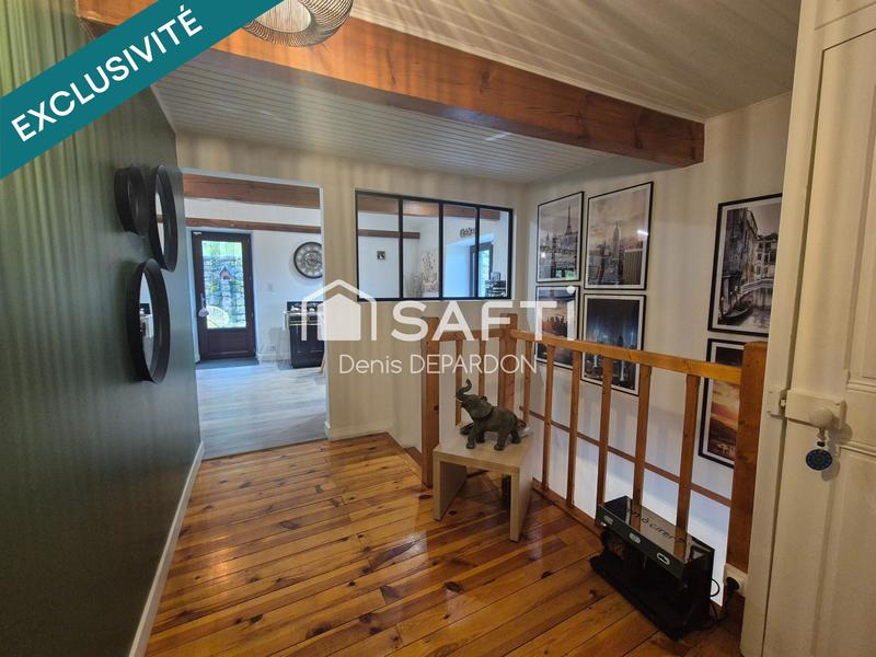 Maison - 250 m² - 4 pièces