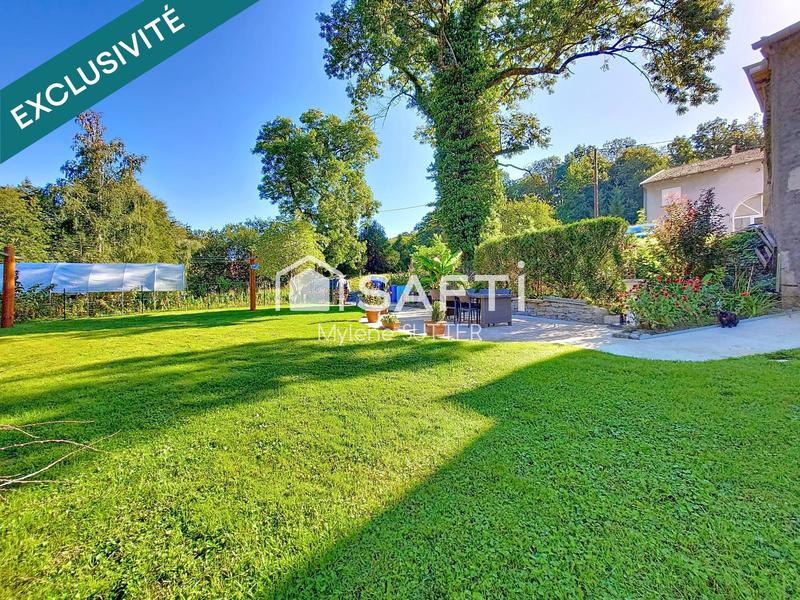 Maison - 223 m² - 7 pièces