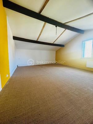 Maison de village - 107 m² - 6 pièces