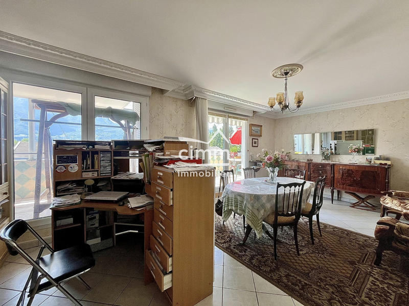 Appartement - 82 m² - 4 pièces