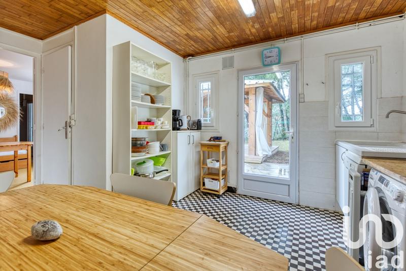 Maison - 195 m² - 12 pièces