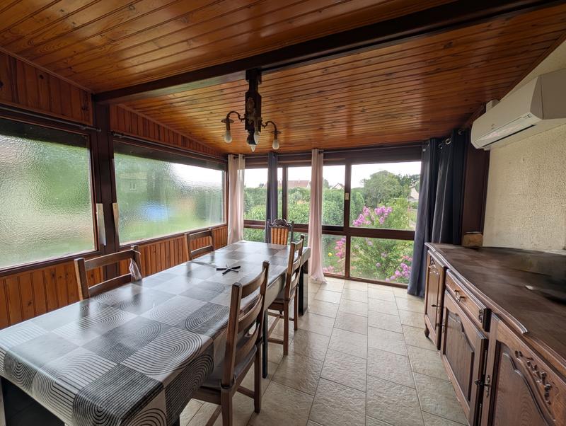 Maison - 208 m² - 10 pièces