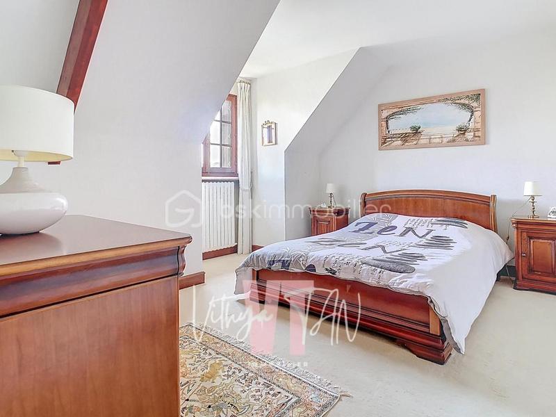 Maison - 159 m² - 5 pièces