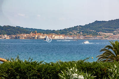 Villa - 240 m² - 6 pièces