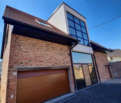 Maison - 161 m² - 6 pièces