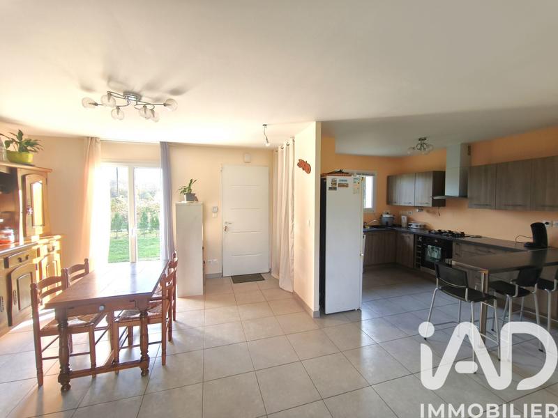 Maison - 106 m² - 5 pièces