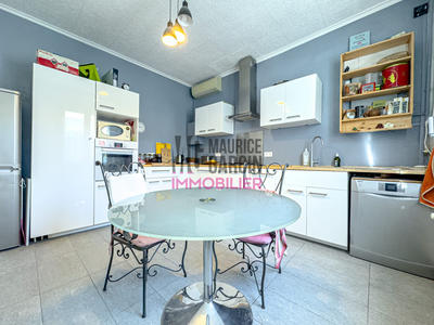 Maison - 136 m² - 6 pièces