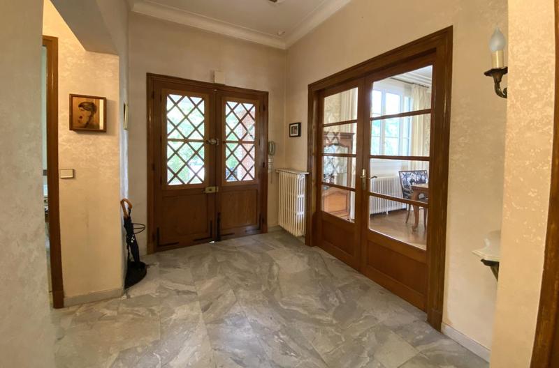 Maison ancienne - 202 m² - 8 pièces