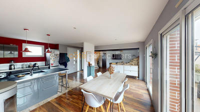 Maison - 114 m² - 4 pièces