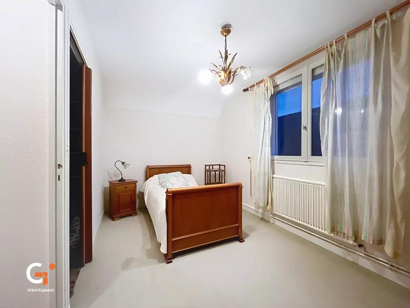 Maison - 155 m² - 7 pièces