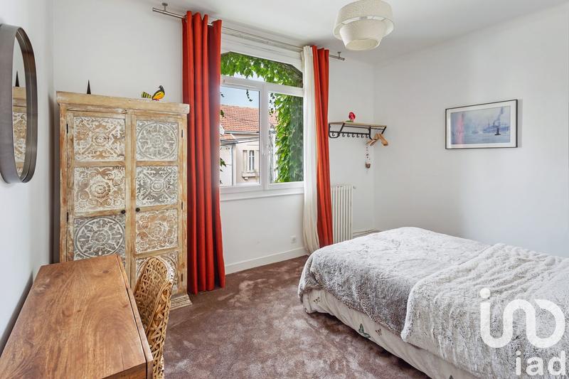 Maison - 205 m² - 5 pièces