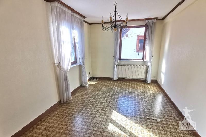 Maison ancienne - 185 m² - 8 pièces