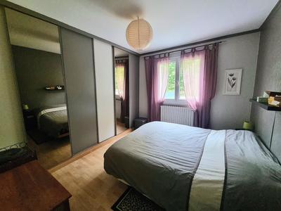 Maison - 212 m² - 6 pièces