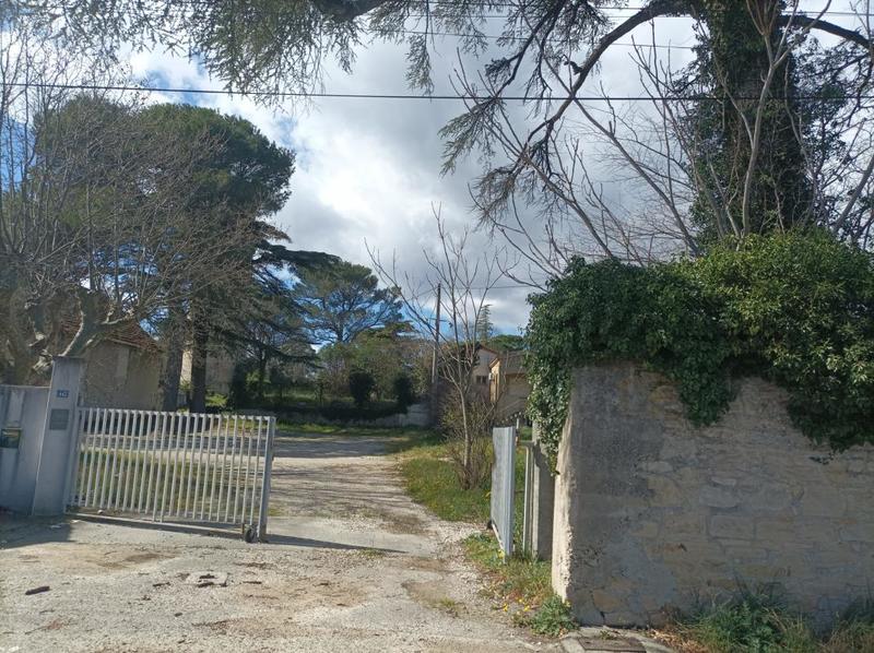 Terrain constructible - 1 450 m²