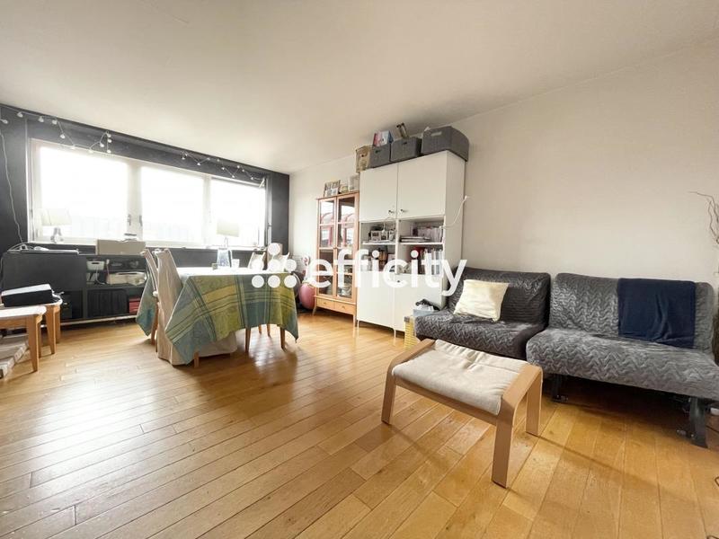 Appartement - 100 m² - 4 pièces