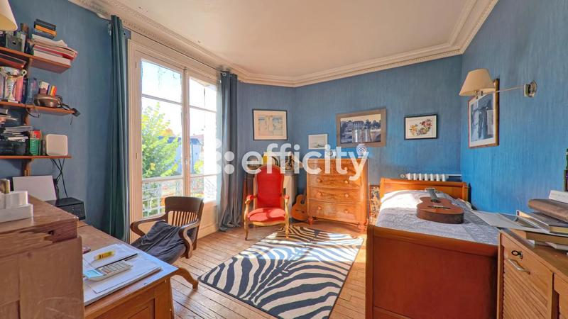 Pavillon - 195 m² - 10 pièces