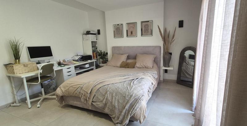 Maison - 226 m² - 7 pièces