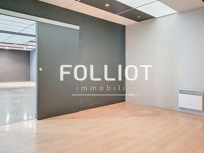 Local commercial - 443 m²