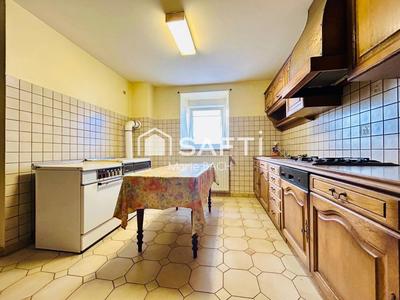 Maison - 111 m² - 5 pièces