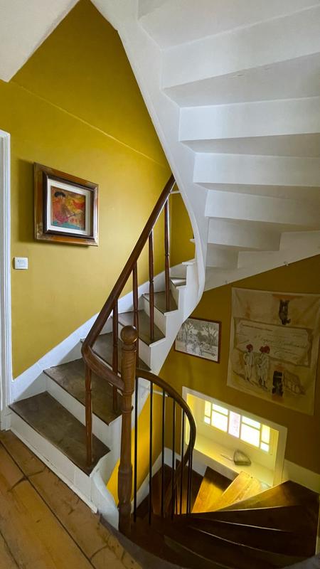 Maison - 102 m² - 6 pièces