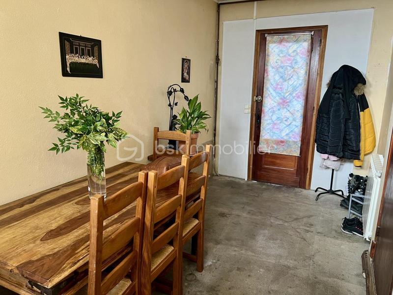 Maison - 80 m² - 5 pièces