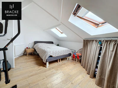 Appartement - 93 m² - 5 pièces