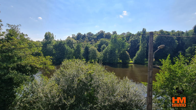 Maison - 235 m² - 8 pièces