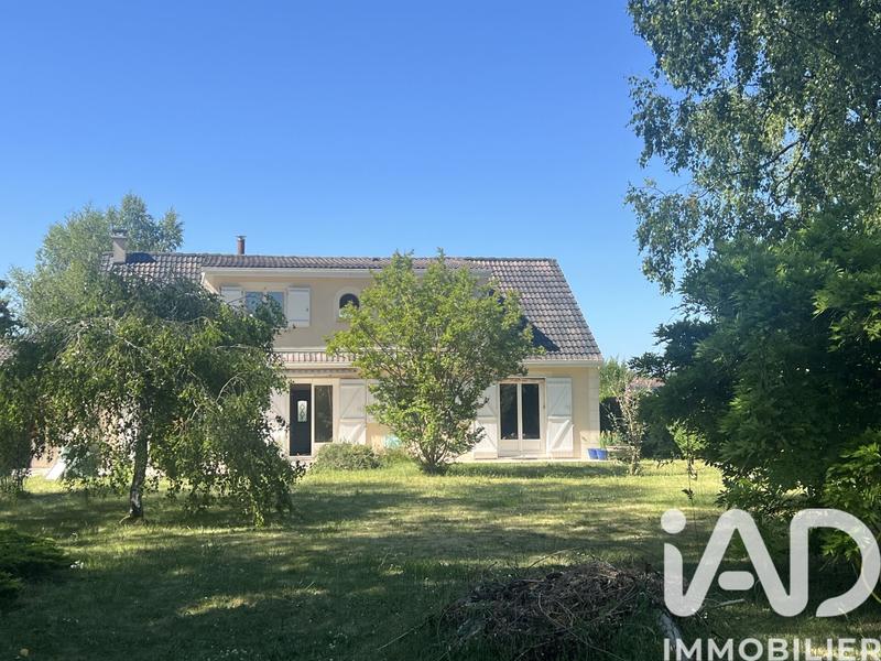 Maison - 160 m² - 8 pièces