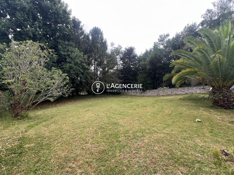 Maison - 255 m² - 7 pièces