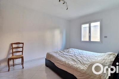 Maison - 138 m² - 4 pièces