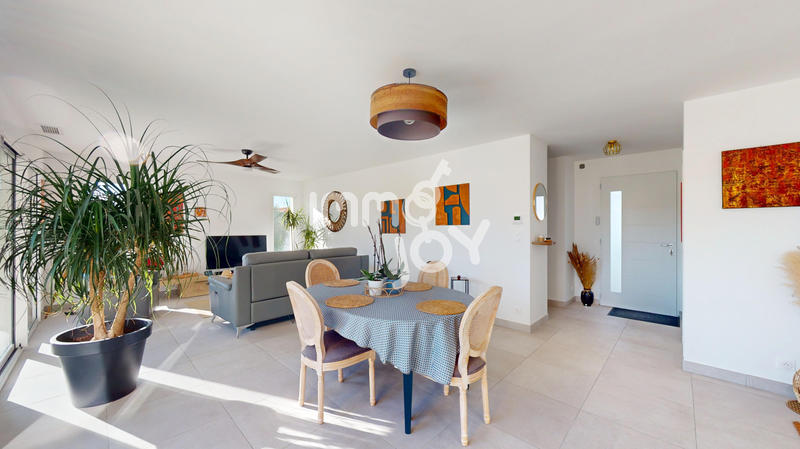 Villa - 112 m² - 5 pièces