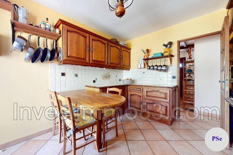 Maison - 106 m² - 5 pièces