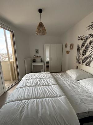 Chambre - 11 m² - 1 pièce