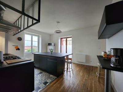 Maison - 141 m² - 7 pièces