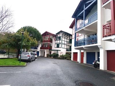 Appartement - 87 m² - 4 pièces