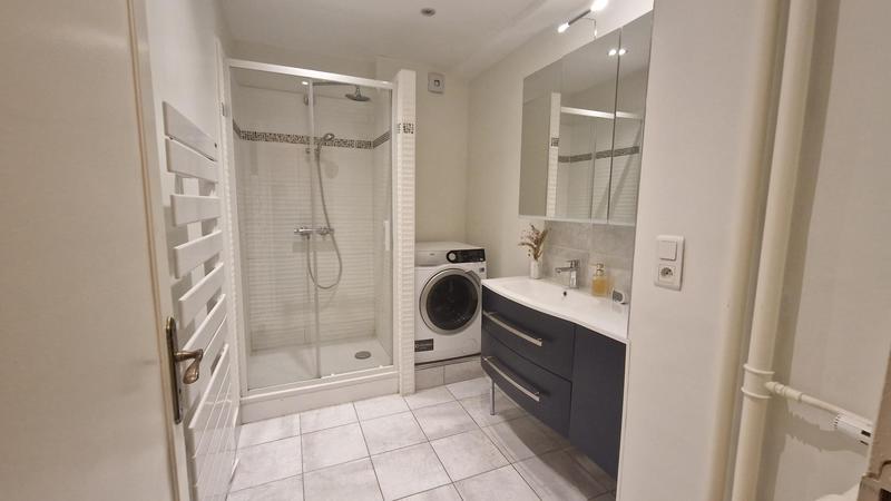 Appartement - 100 m² - 4 pièces