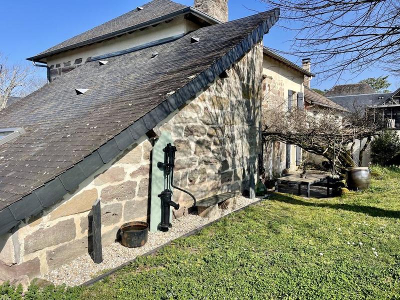 Maison de village - 136 m² - 5 pièces