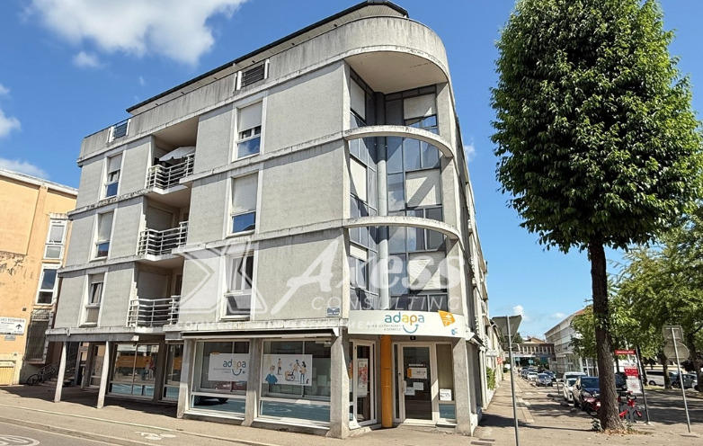 Local commercial - 216 m²