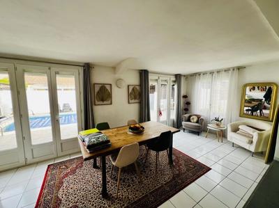 Maison - 160 m² - 6 pièces