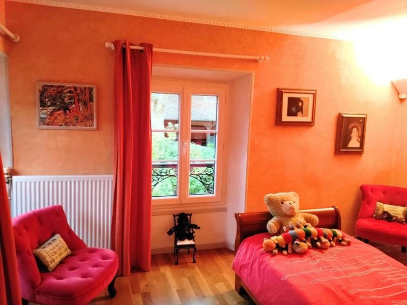 Demeure - 218 m² - 7 pièces