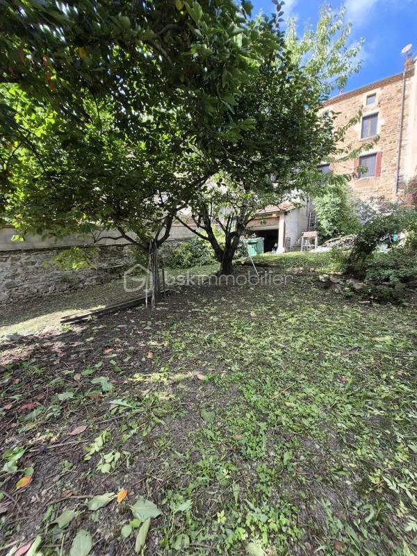 Maison de village - 231 m² - 9 pièces